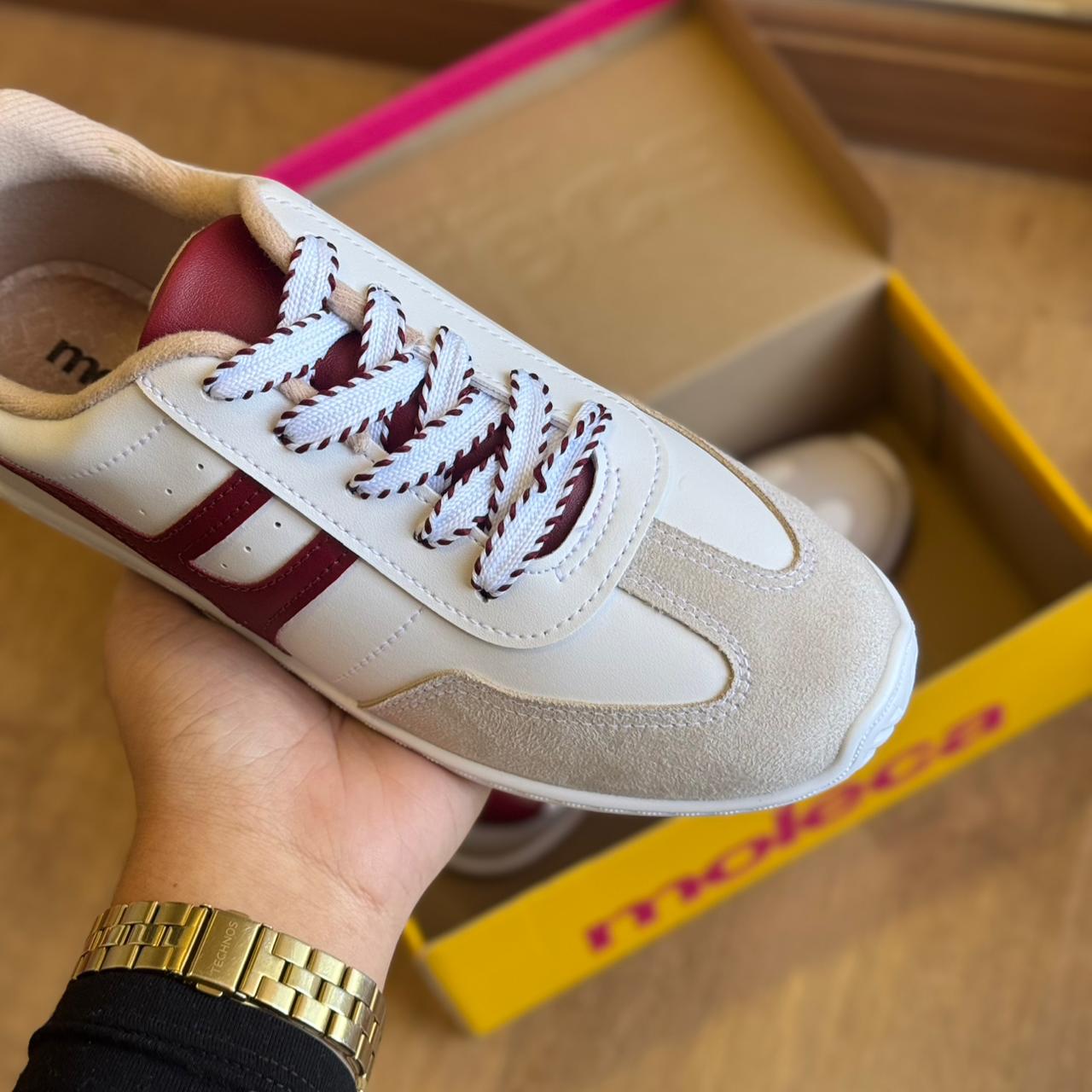 Tênis Moleca Listras Laterais 5827.101