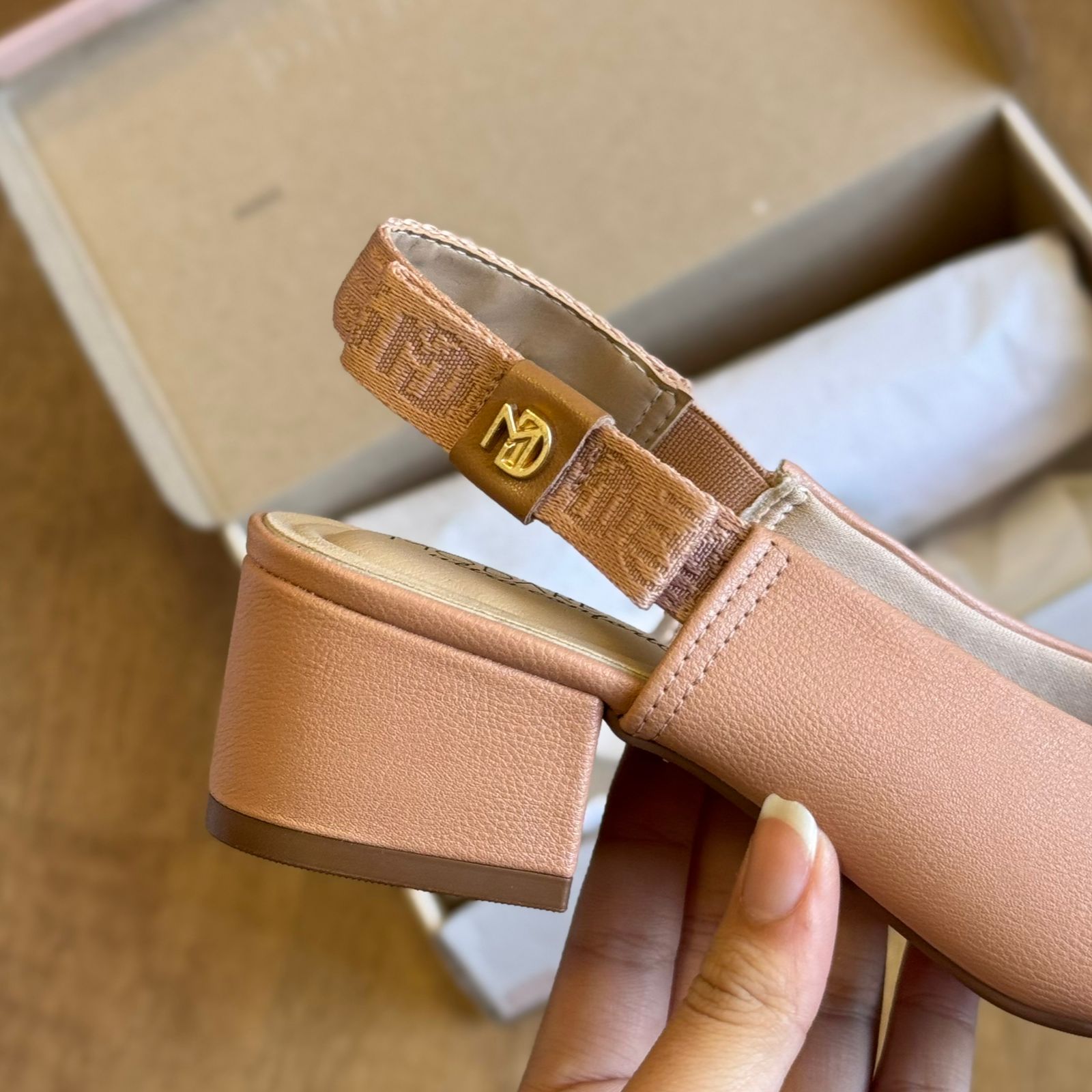 Sandália Modare MD Dourado 7340.132