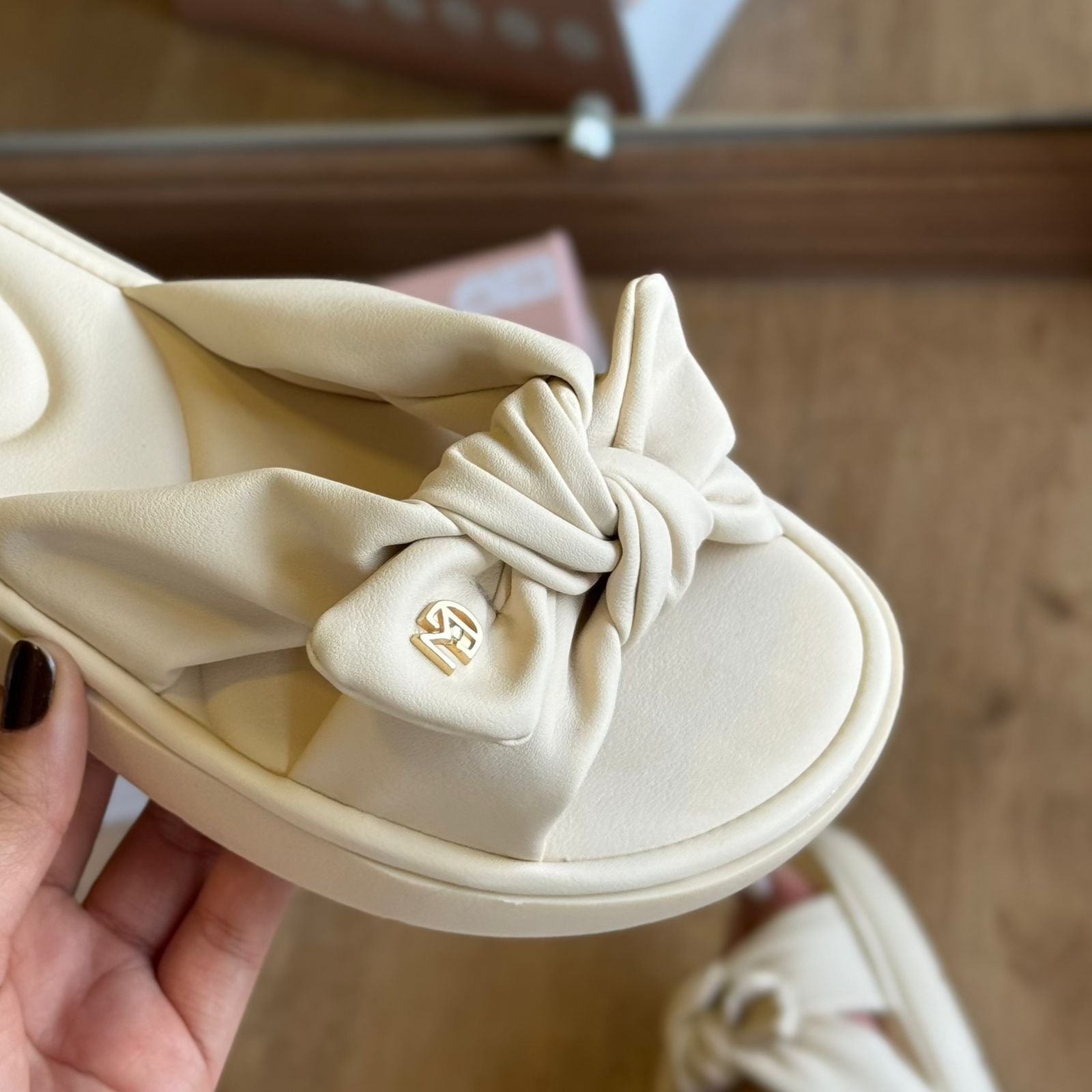 Sandália Modare Detalhe de Laço Linha de Verão (ÚLTIMO DIA)