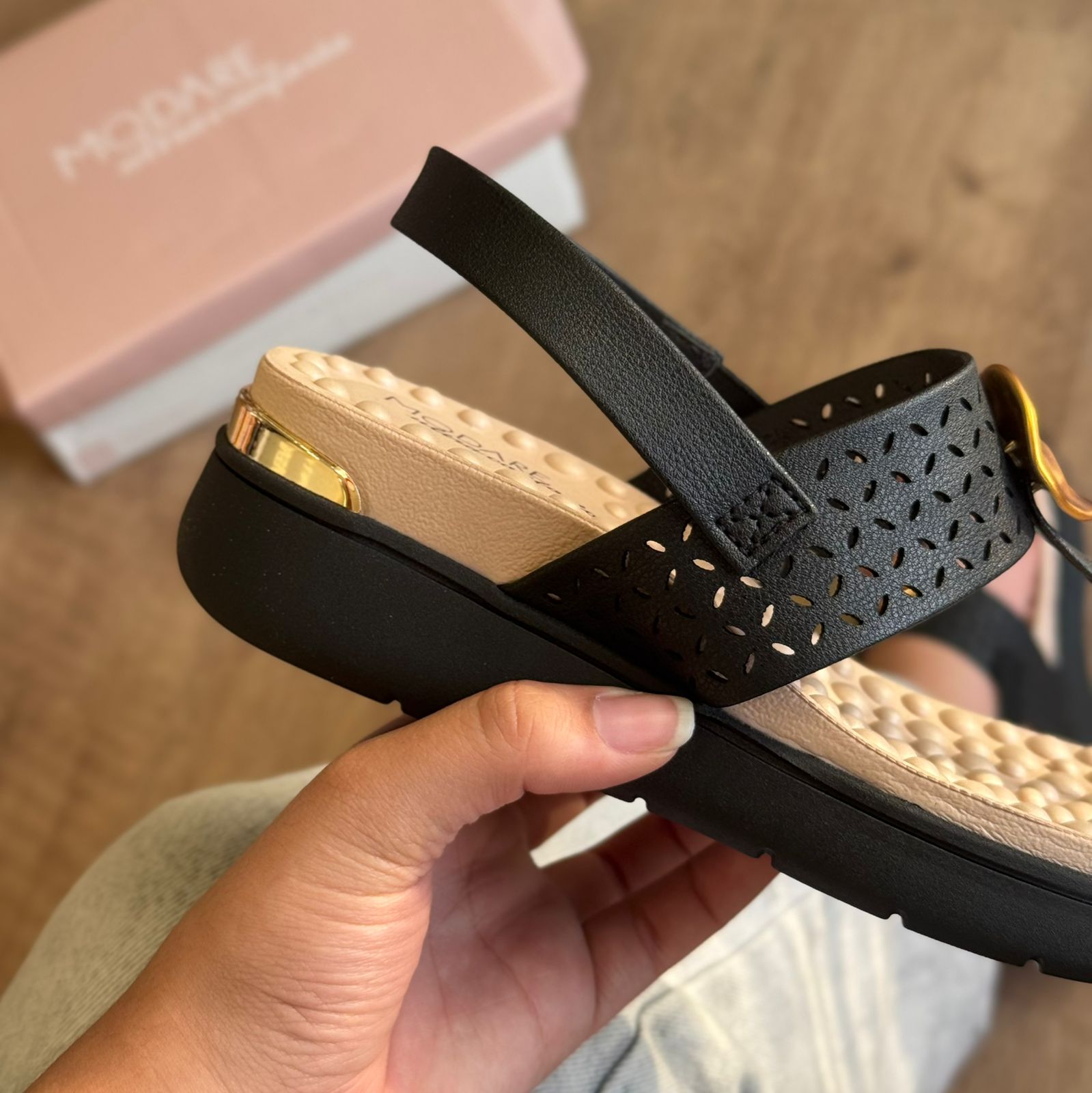 Sandália Modare Floater 7151.140