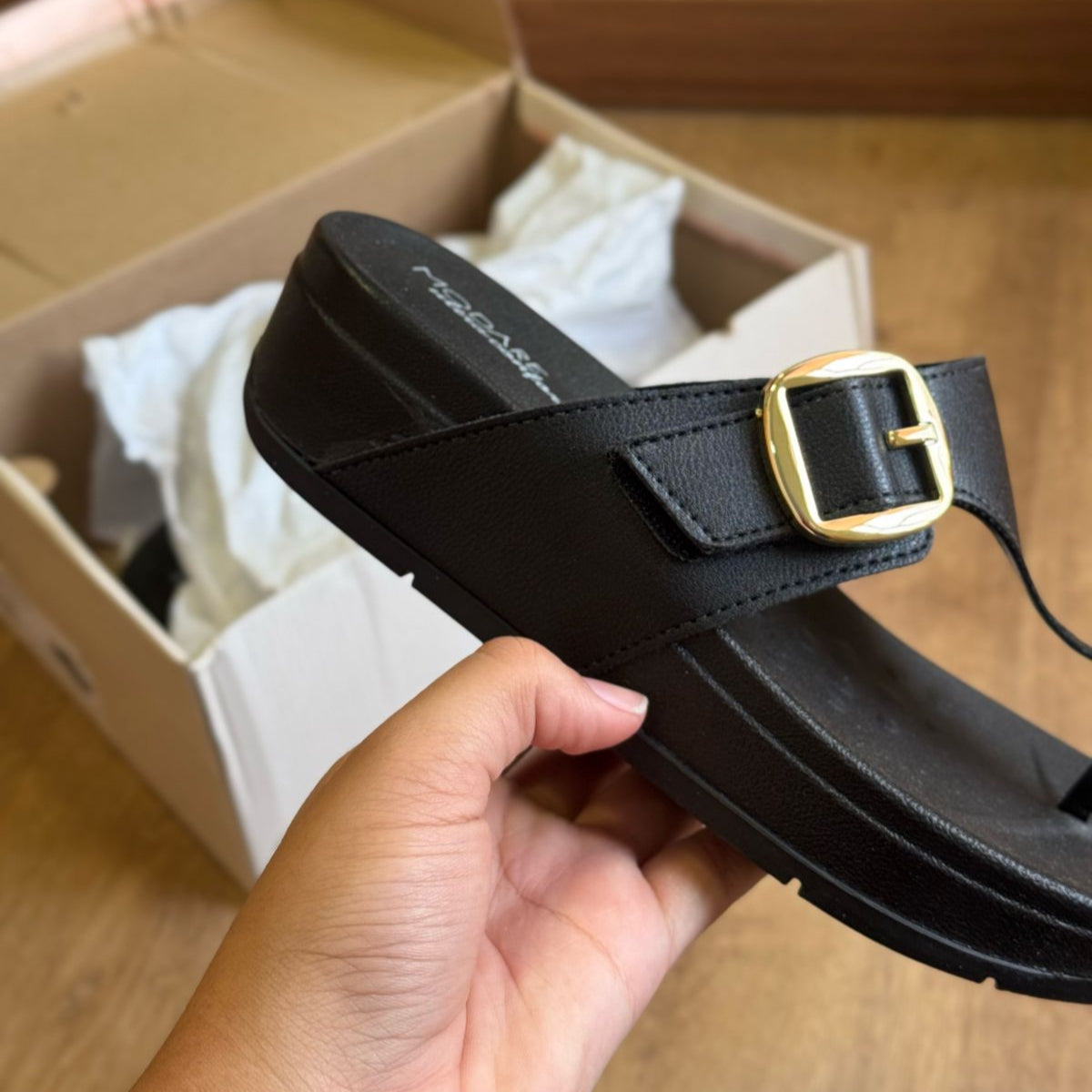 Sandália Modare Fivela Dourado 7016.101