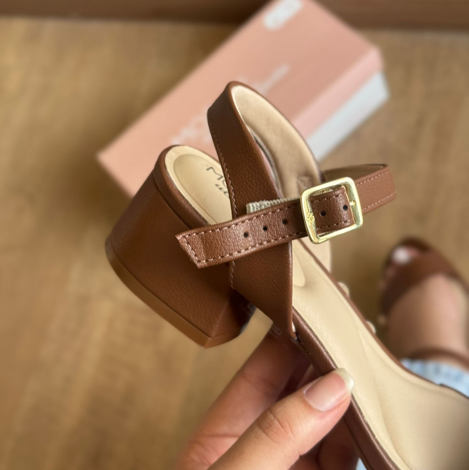 Sandália Modare Salto Bloco Baixo 7211.101