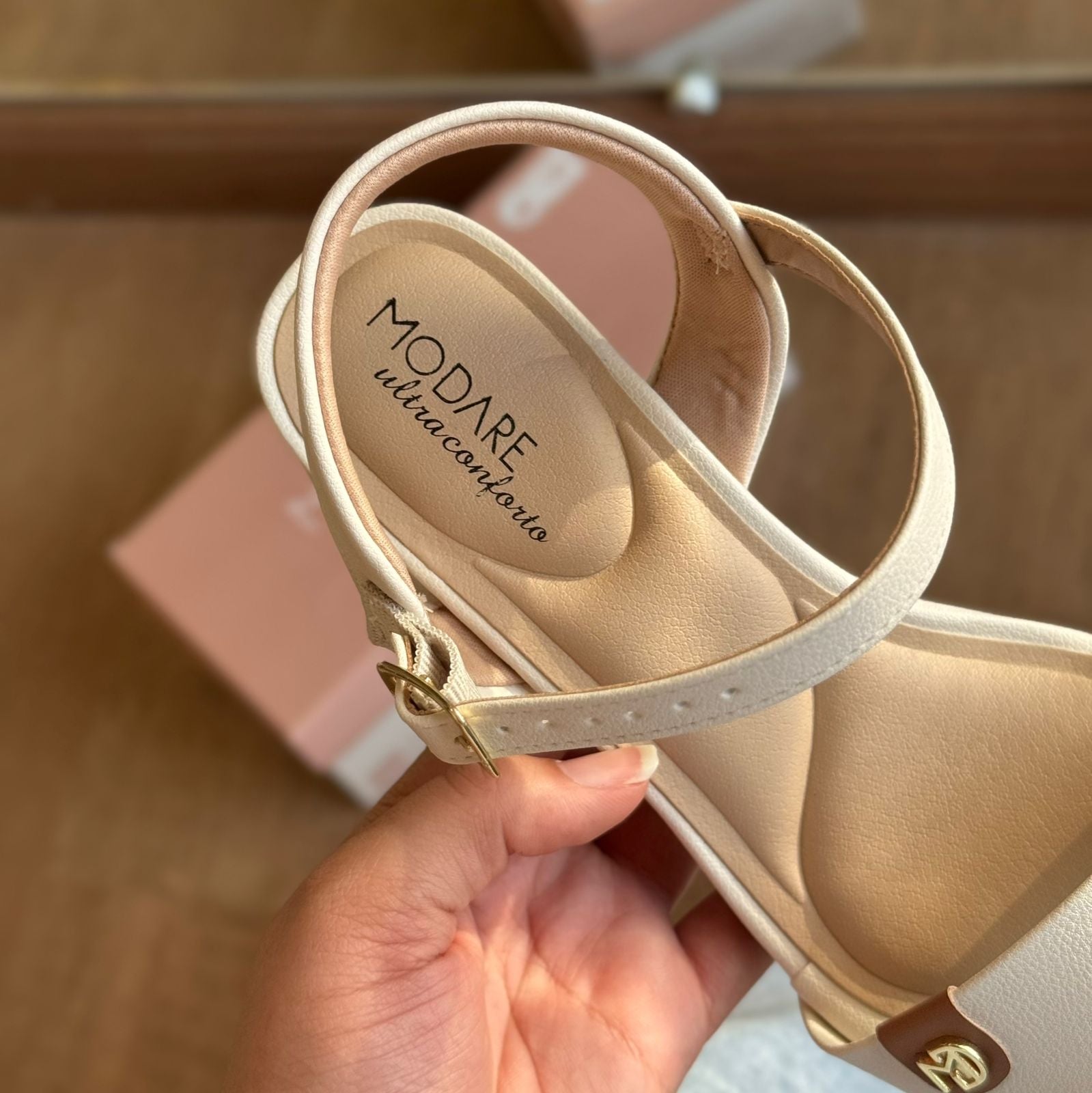 Sandália Modare Salto Bloco Baixo 7211.101