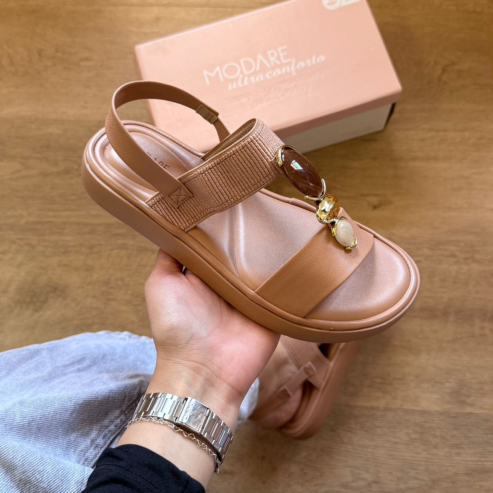 Sandália Modare Adornos na Tira 7208.108