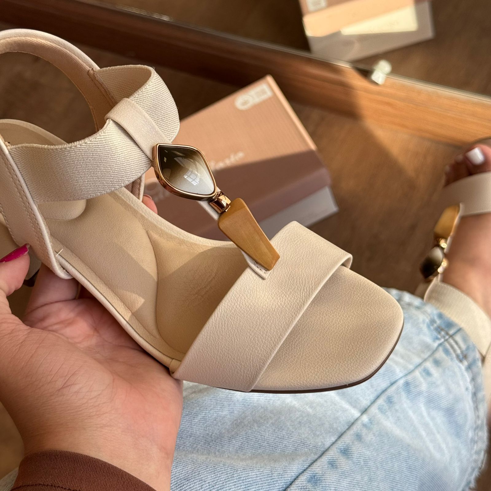 Sandália Modare Salto Bloco Médio 7172.113