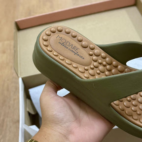 Chinelo Modare Detalhe da Marca Dourado 7213.100